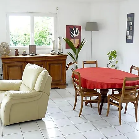 Des 24h00 Du Mans Couette-café Challes